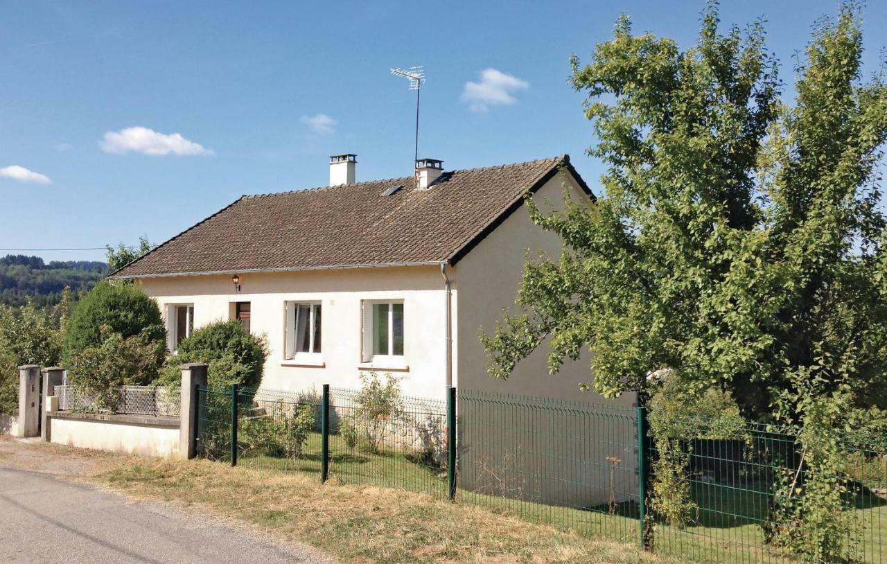 Awesome Home In Peyrat Le Chateau Exterior foto